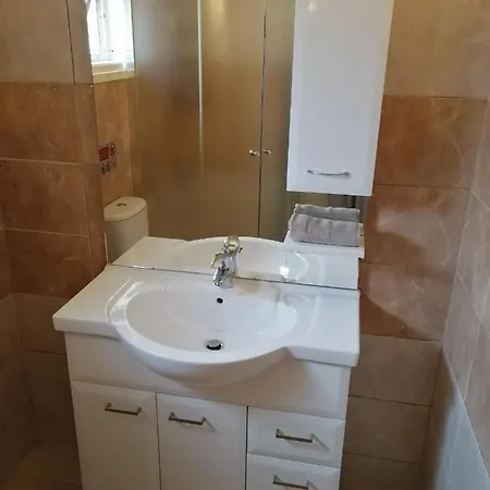 Tikay Studio Apts