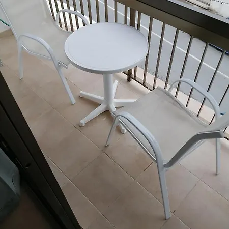 Tikay Studio Apts מלון דירות *